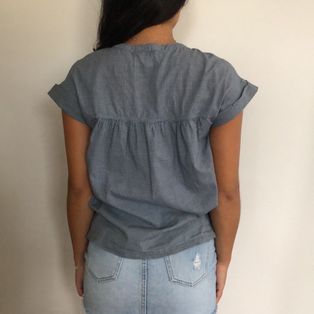 Checkered Key-Hole Blouse - Picture 2 of 3